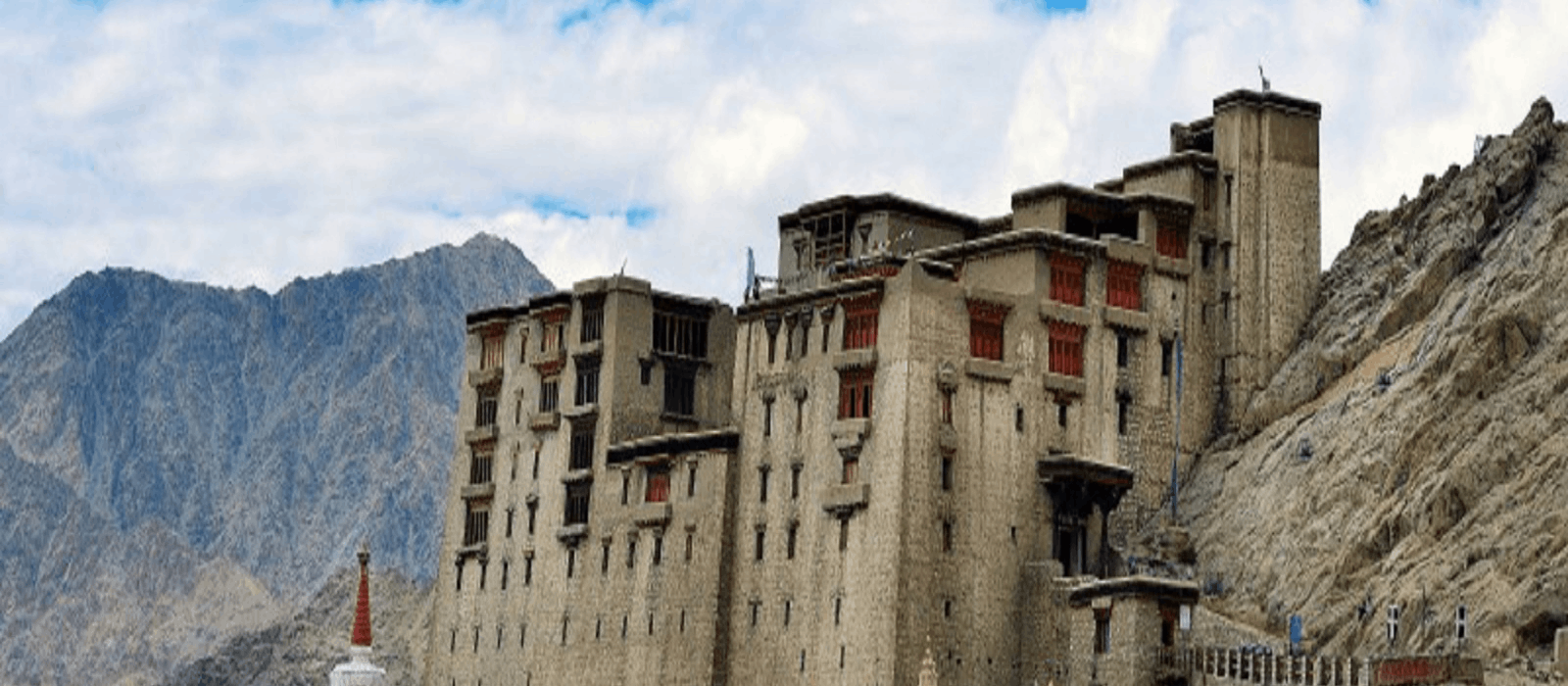 Leh Palace